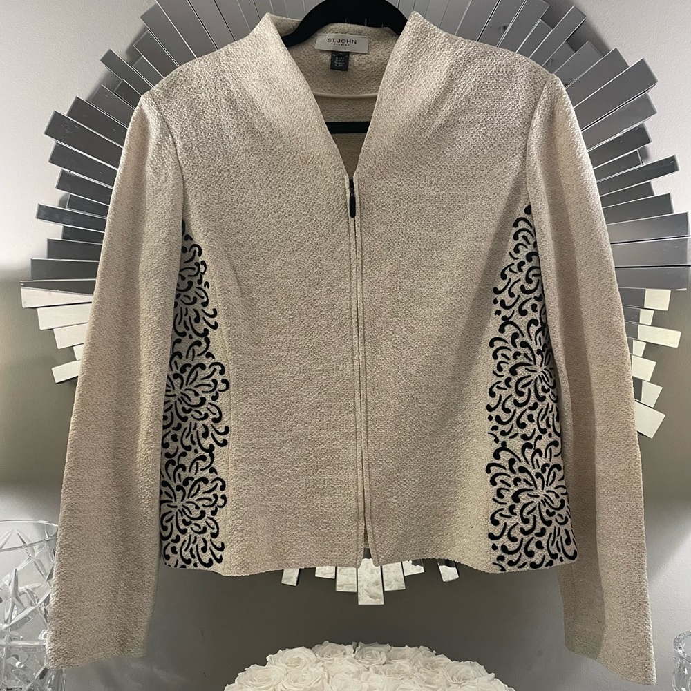 ST. JOHN ELEGANT ZIP UP